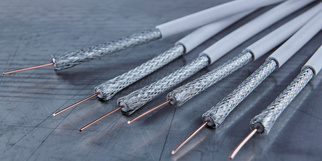 Kabel- und Steckverbinder bei META in Frankfurt