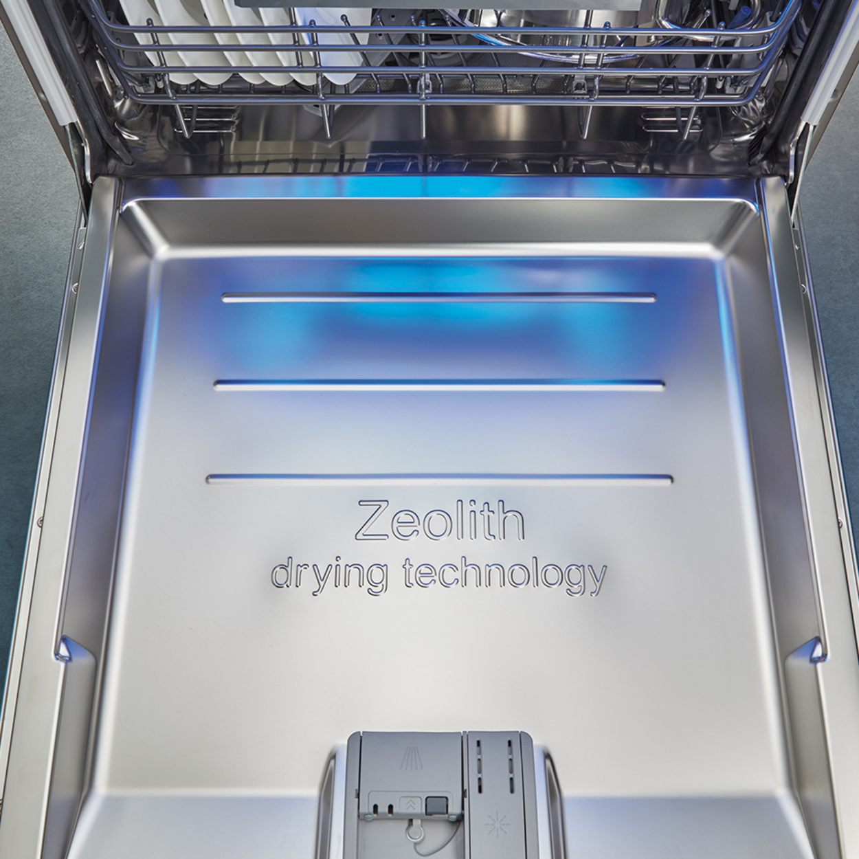 Zeolith Trocknen – Für glänzende Spülergebnisse bei META Meisterbetrieb für Elektro-Technische Anlagen in Frankfurt